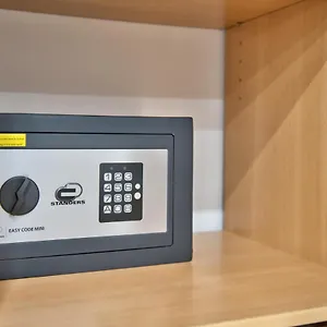 https://home-inn-centre-ville-nice.fr-provencehotel.com