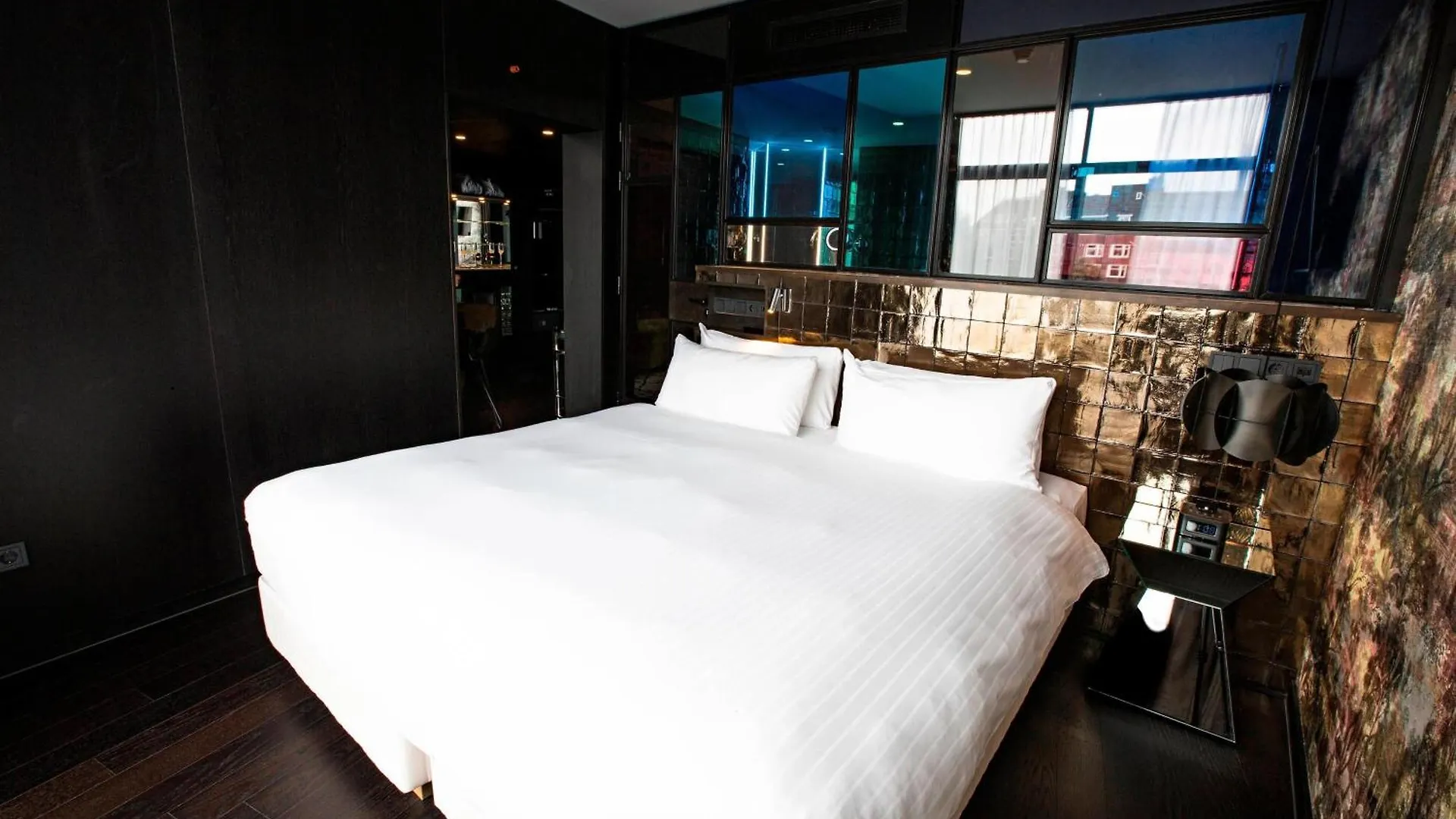 Apollo Hotel Amsterdam, A Tribute Portfolio Hotel Amsterdam