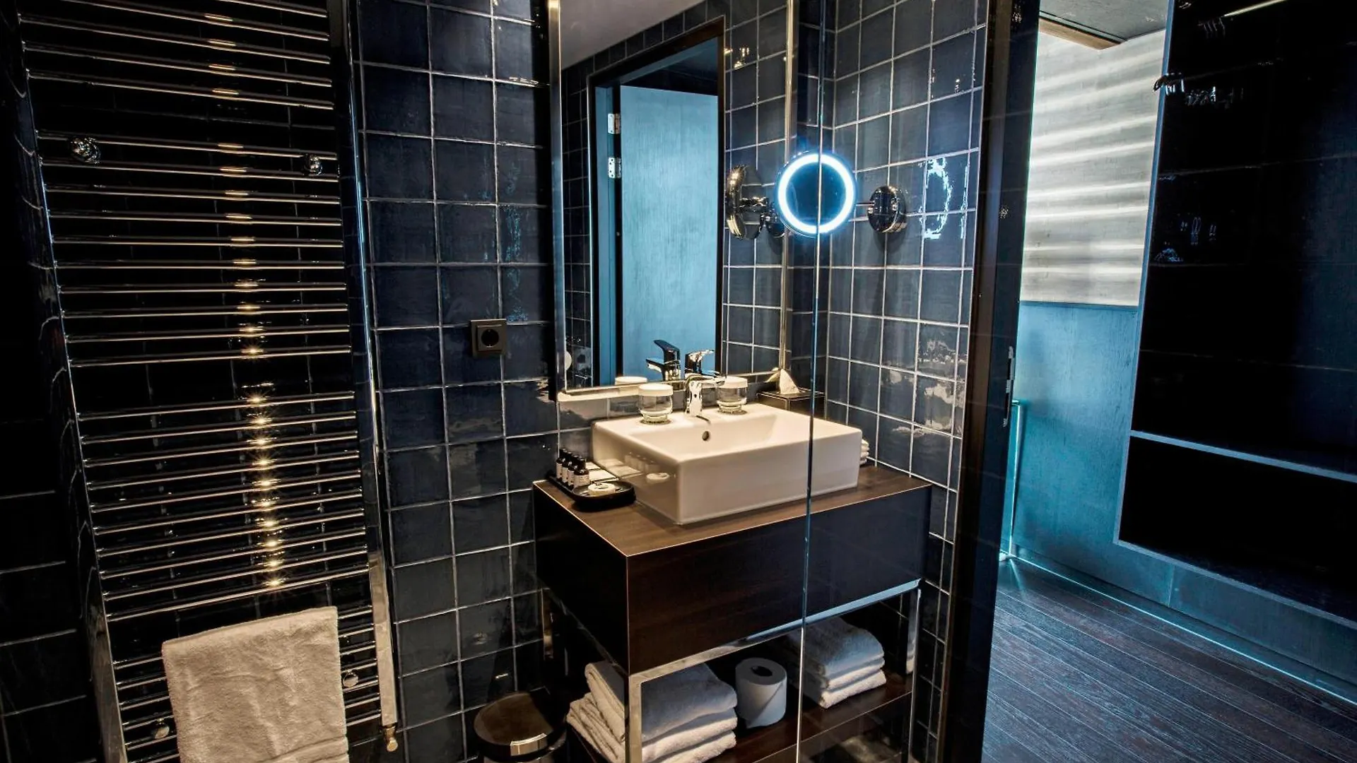Apollo Hotel Amsterdam, A Tribute Portfolio Hotel
